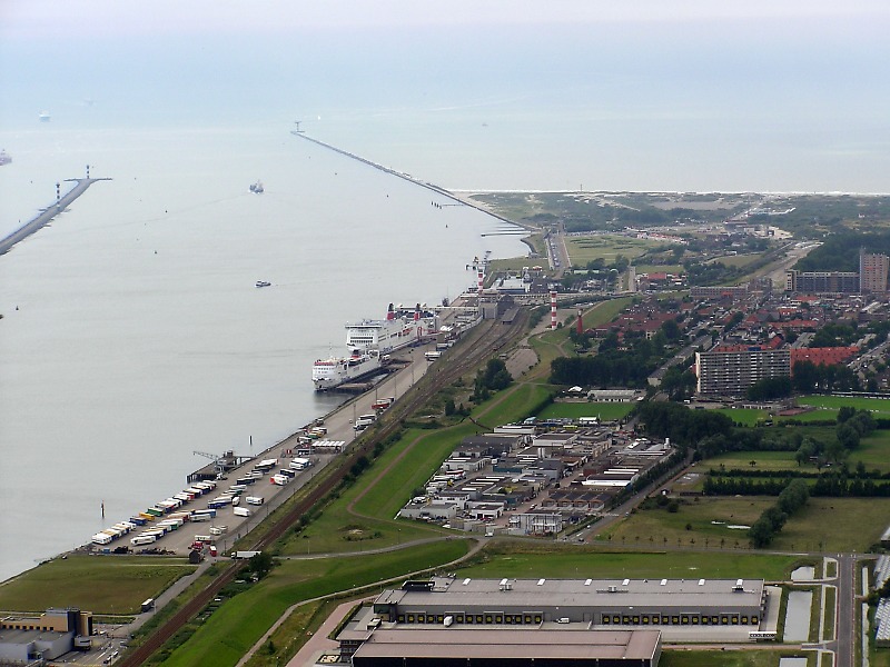 Hoek van Holland vanuit een luchtballon