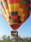 Luchtballon PH-DLB hangt boven Gorinchem om uiteindelijk in Leerdam te landen. Ballonvaarten in Zuid-Holland, Groene Hart, is 