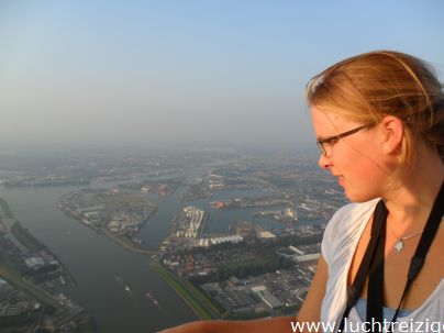 Ballonvaart over de Hoeksche Waard, Van Dordrecht, over gravendeel, Klaas1 Strijen en Zuid-Beijerland. De Hoekse Waard in zijn volle glorie aanschouwen vanuit de luchtballon.