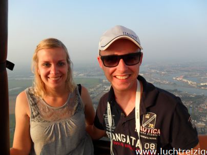 Ballonvaart over de Hoeksche Waard, Van Dordrecht, over gravendeel, Klaas1 Strijen en Zuid-Beijerland. De Hoekse Waard in zijn volle glorie aanschouwen vanuit de luchtballon.